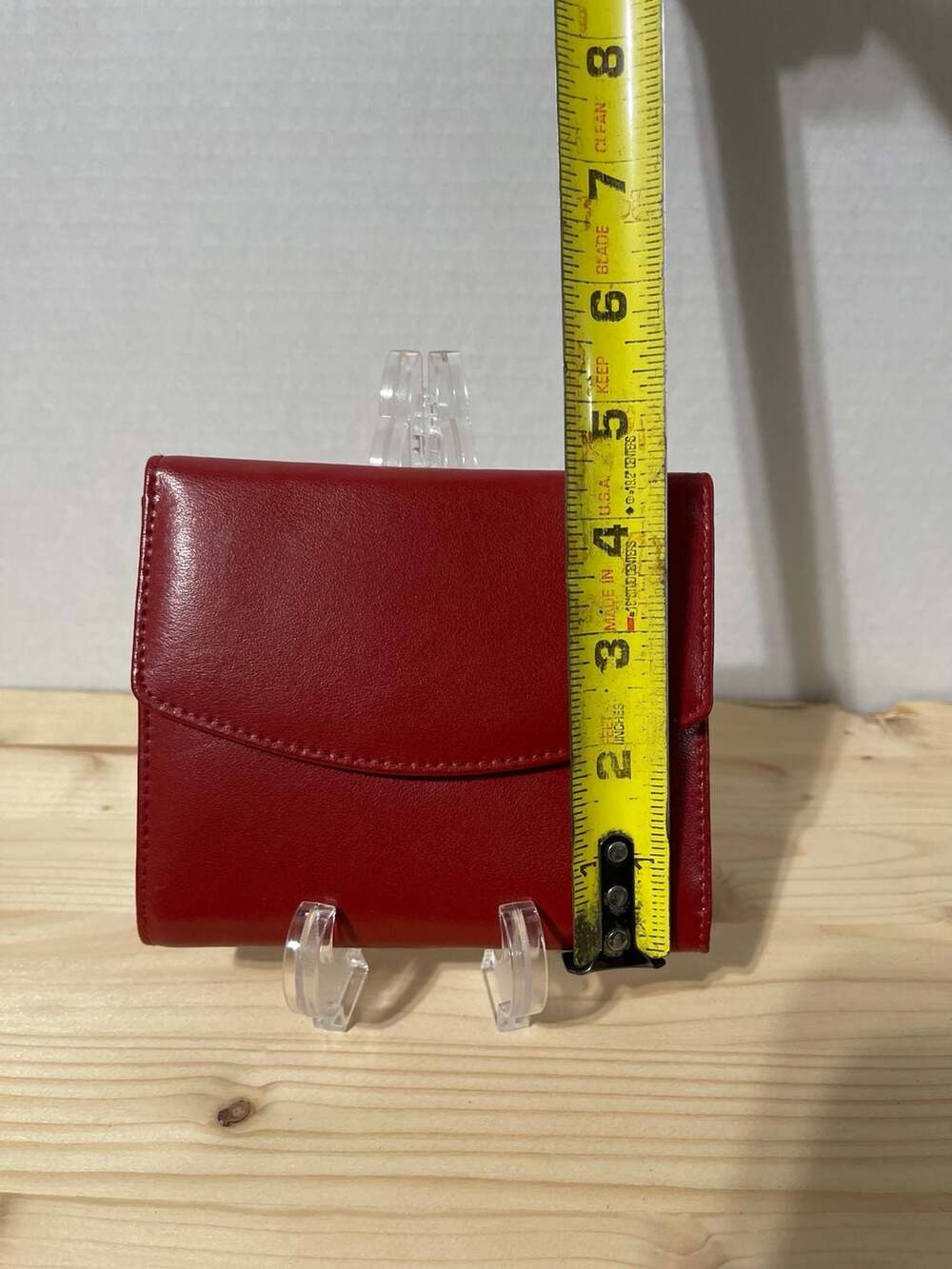 Dopp Red Leather Kisslock Trifold Wallet with Card Slots - Picture 4 of 8